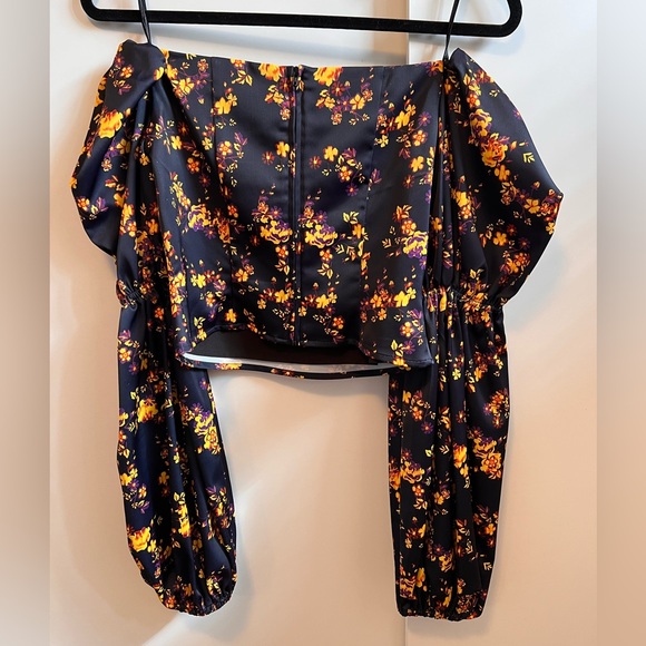 C/MEO collective top - Picture 4 of 7